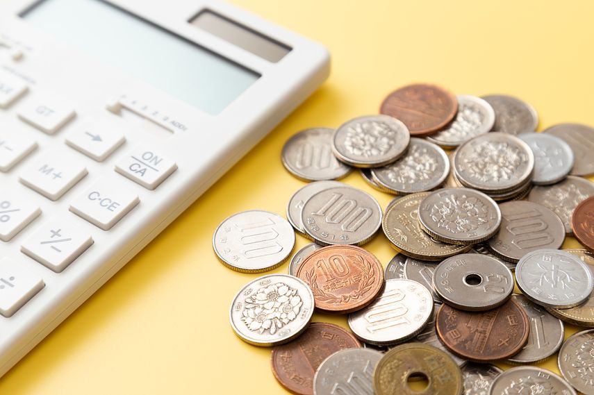 カードローンにかかる手数料はいくら？ATM・振込時の目安と抑えるポイントを解説