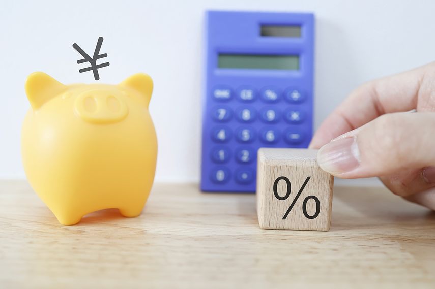 カードローンの借り換えとは？メリットや注意点、利用に向いている人を解説