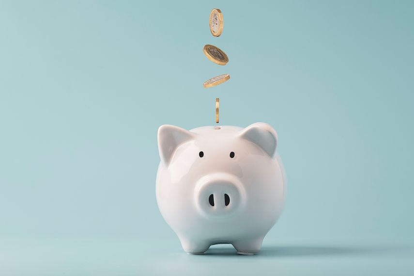 低金利のカードローンを選ぶポイントとは？金利の意味や仕組みも解説